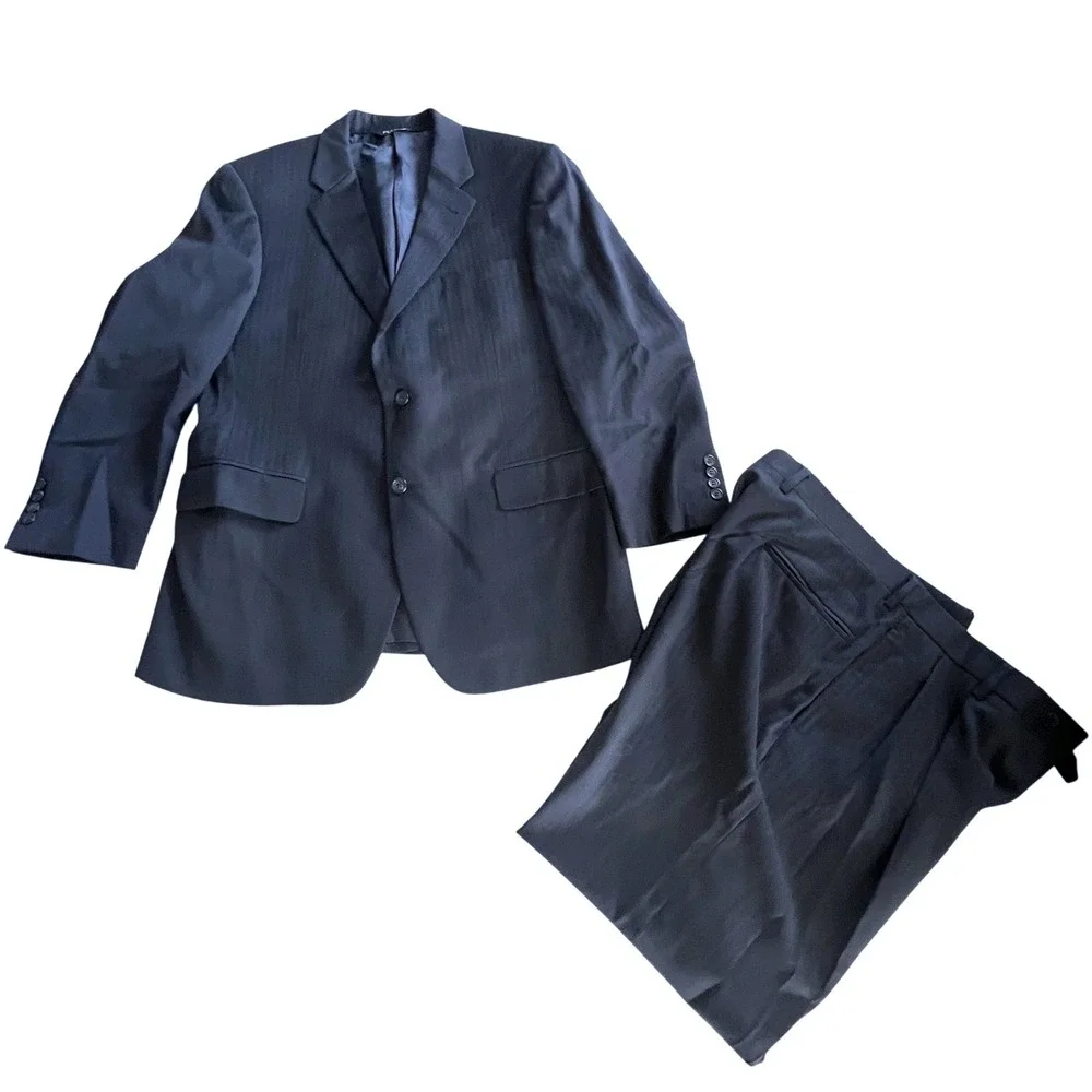 Jos A Bank Signature Collection Suit 42R 36W Navy Blue Wool Subtle Pinstripe